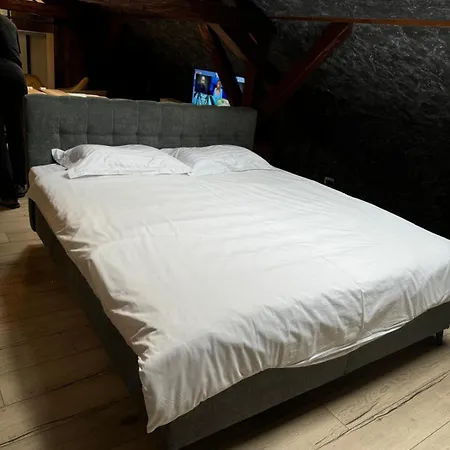 Ana's Loft Apartman