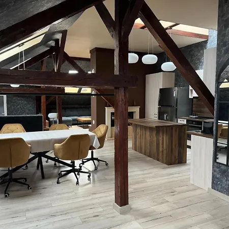 Ana's Loft *